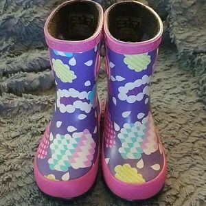 Toddler girls size 7 BOGS brand rain boots